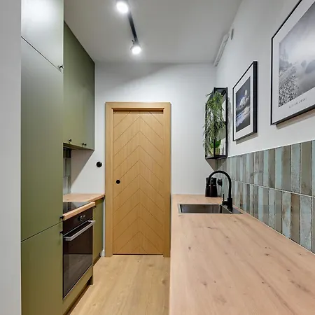 Mariacka Old Town By Grand グダニスク